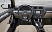 nuevo-jetta-2011-interior-b2