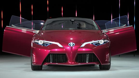 Toyota NS4 Plug-in Hybrid