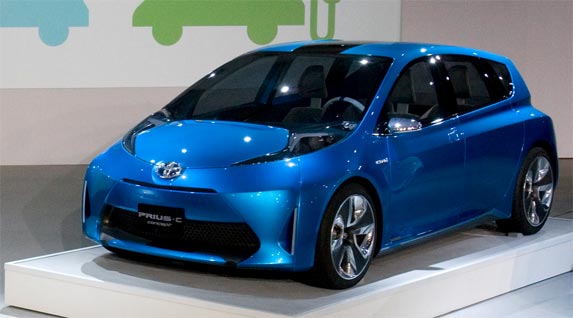 toyota-prius-c-2