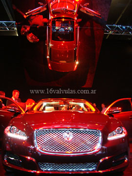 Jaguar XJ