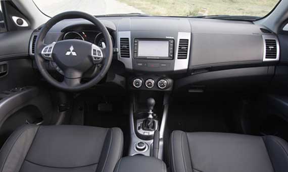 Mitsubishi Outlander 2010