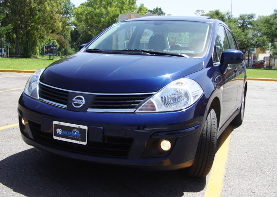 Test Drive Nissan Tiida