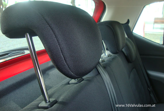 Test Drive Hyundai i10