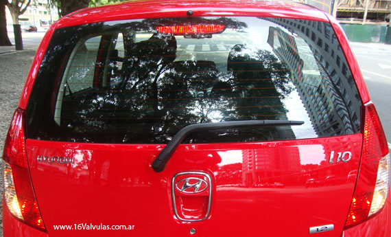 Test Drive Hyundai i10