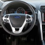ford-explorer-2011-11