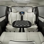 2010 Chrysler Town & County Image Vehicle