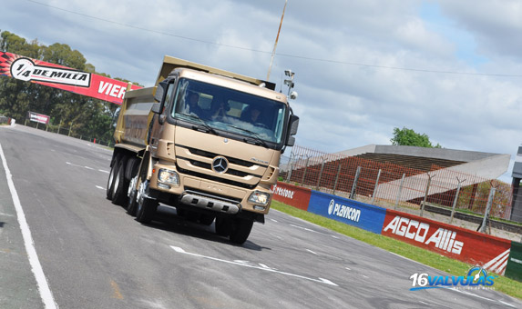 Actros-011