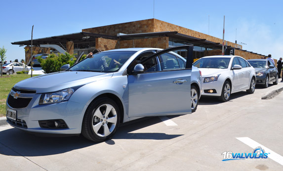Cruze-29 Chevrolet Cruze