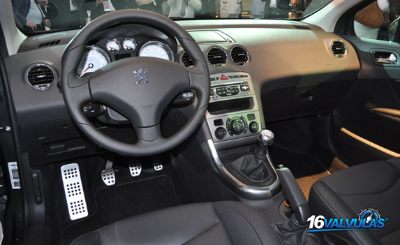 Lanzamiento Industrial del Peugeot 408
