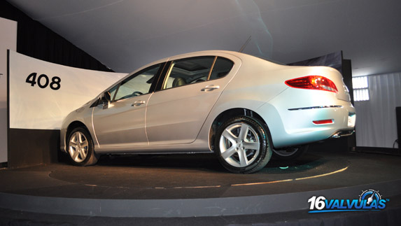Lanzamiento Industrial del Peugeot 408
