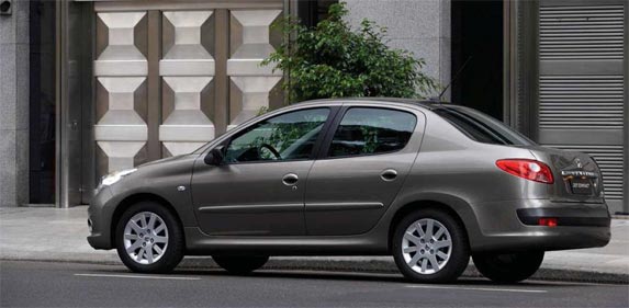 Nueva Gama Peugeot 207 Compact=