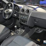 chevrolet-celta-interior-1