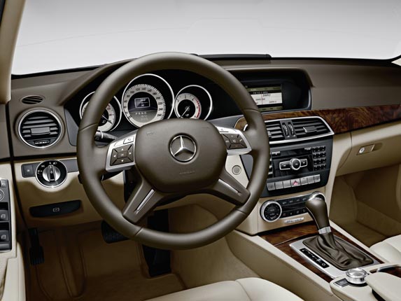 mercedes-clase-c-2011-9