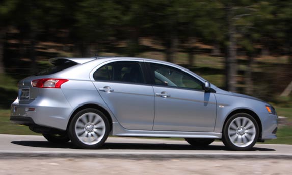 mitsubisho-lancer-200-did-sportback-2
