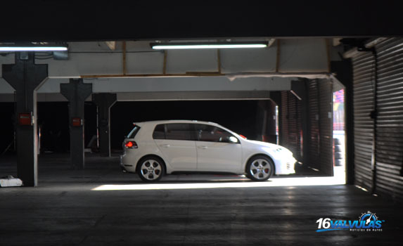 Volkswagen Golf GTI