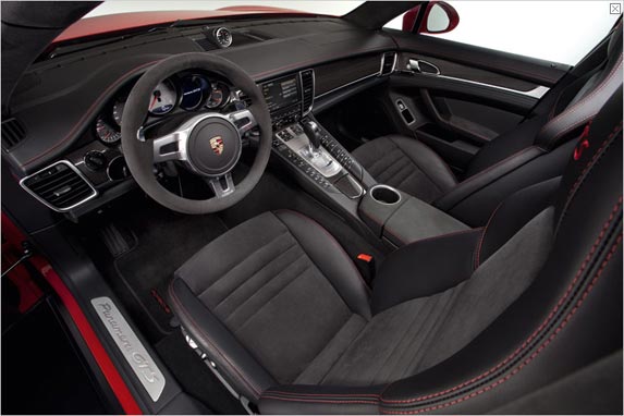 porsche-panamera-gts-4