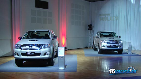 Nueva Toyota Hilux y SW4 2012