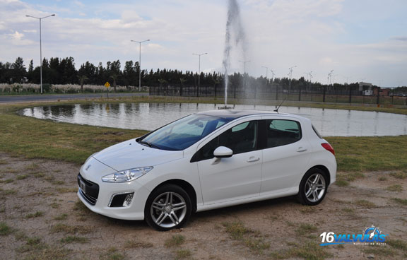 Peugeot 308 FELINE 2.0 16V TIP6M 2012 - SóCarrão