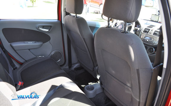 contacto-gs-10 Fiat Grand Siena
