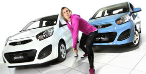 Carla Rebecchi y el Kia Picanto