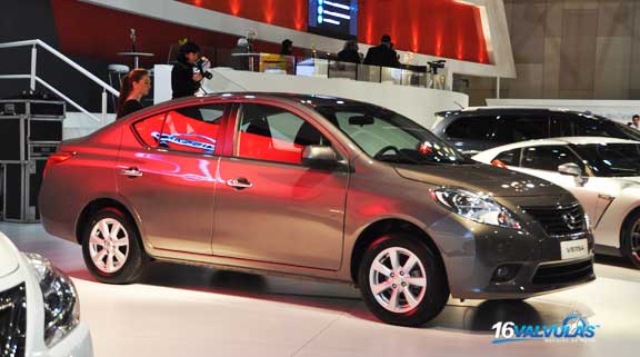 Nissan-Versa-4