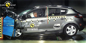 El Renault Megane III recibió 3 estrellas EuroNcap