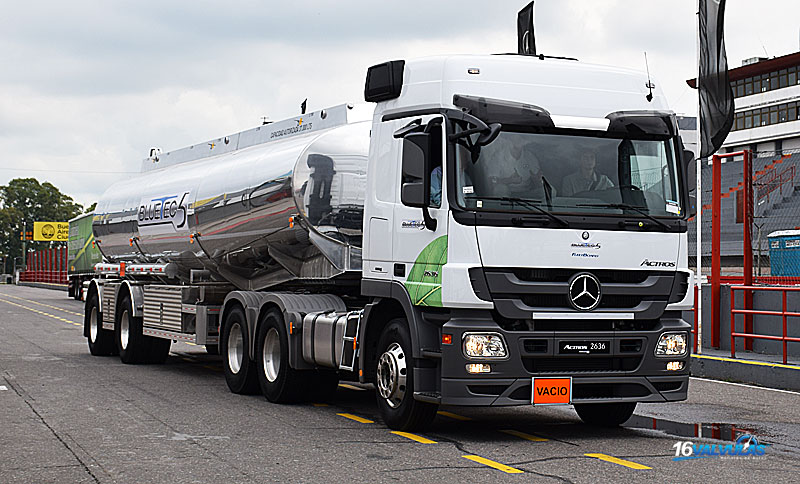 Actros-2636