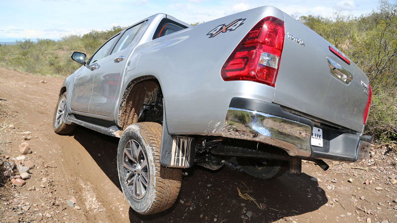 hilux-4x4-offroad