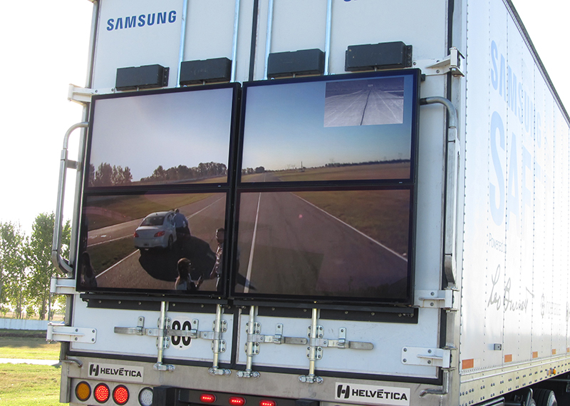 Samsung Safety Truck pantalla