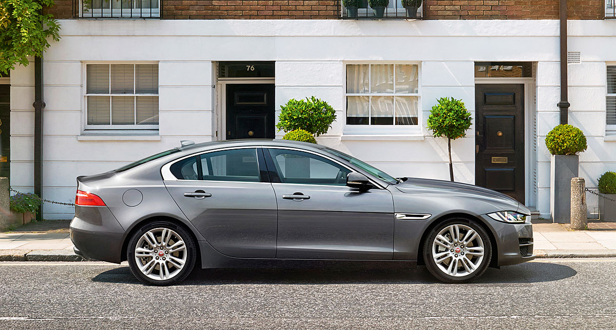Jaguar XE