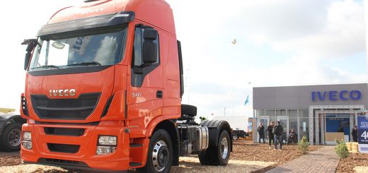 iveco 440 hiway