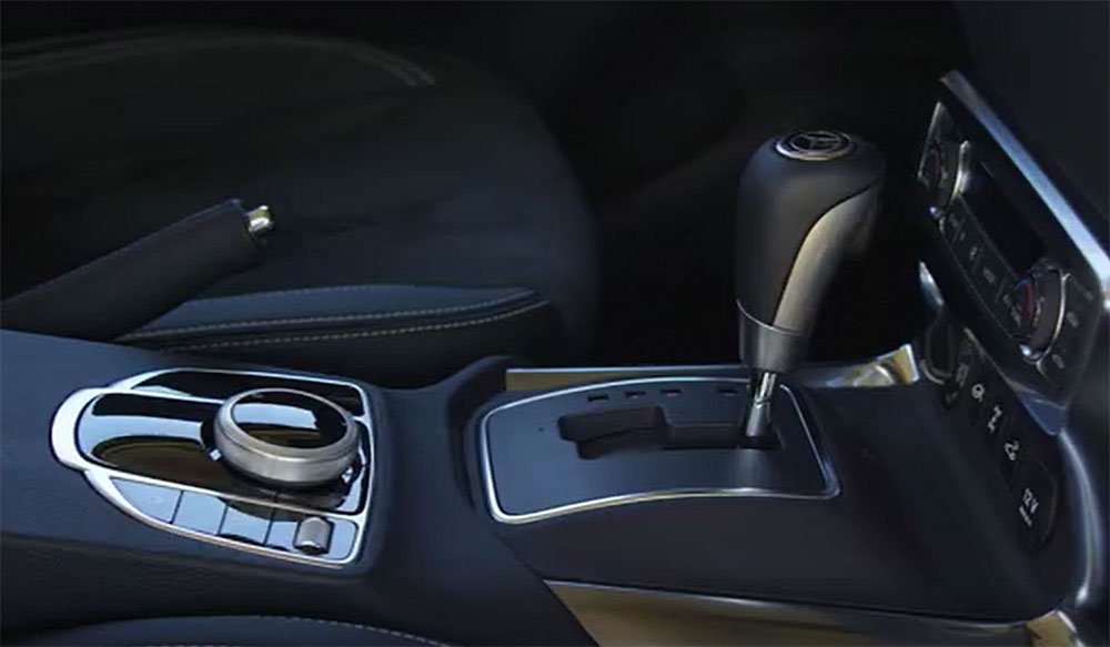caja mercedes benz clase x