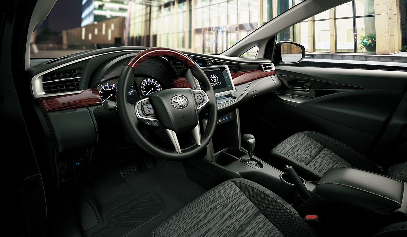Toyota Innova diseño interior