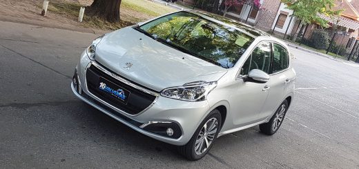 peugeot 208 caja at