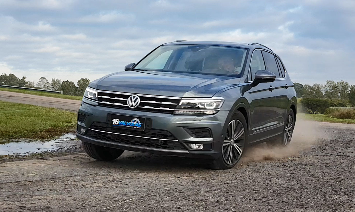 tiguan doblando