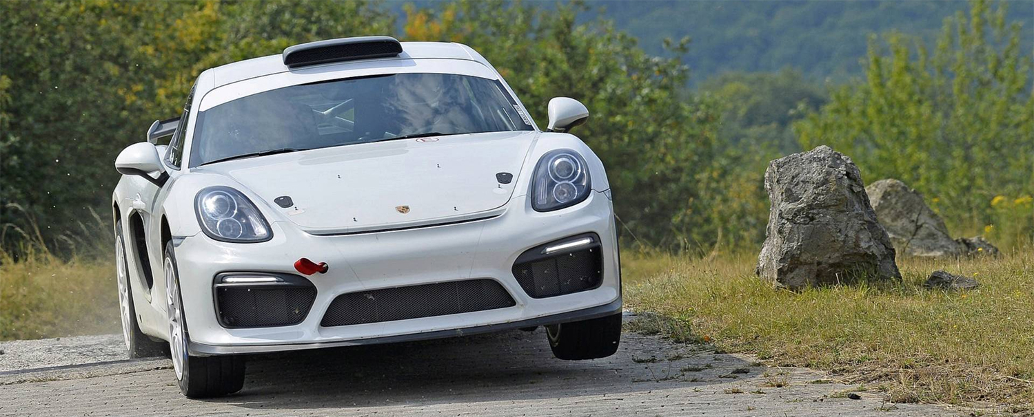 Porsche Cayman GT4 Rally