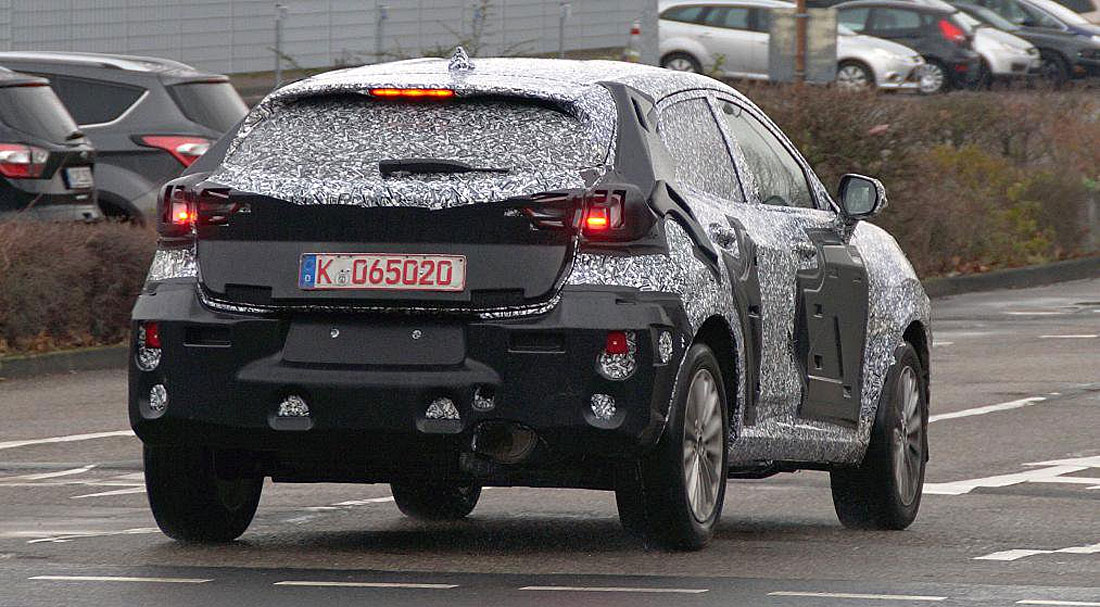 ecosport atras