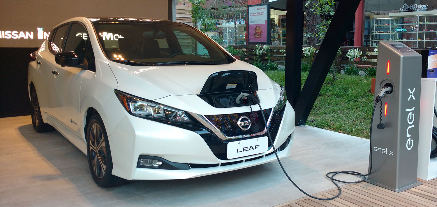 nissan leaf