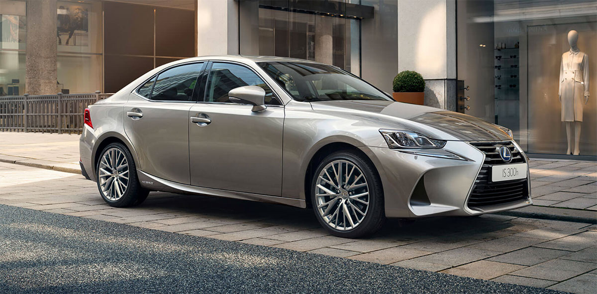preventa lexus IS y RC