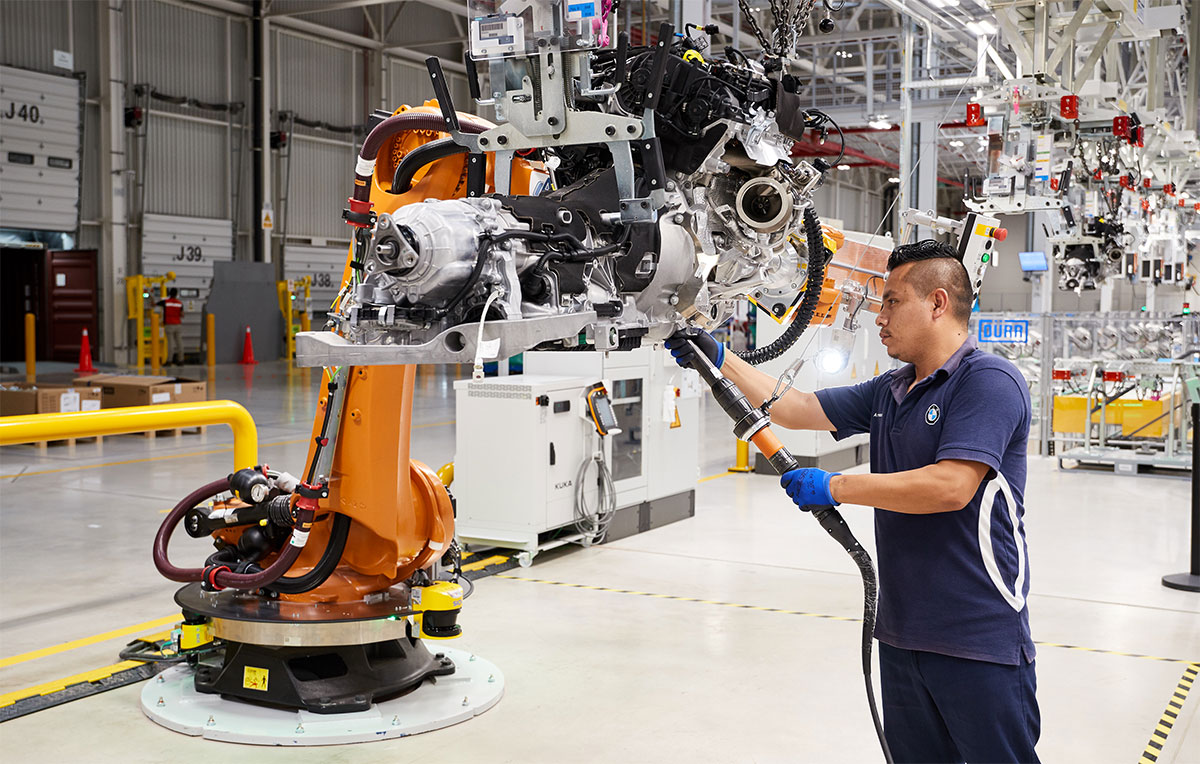 trabajador bmw