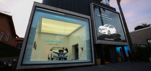 nissan leaf cafe