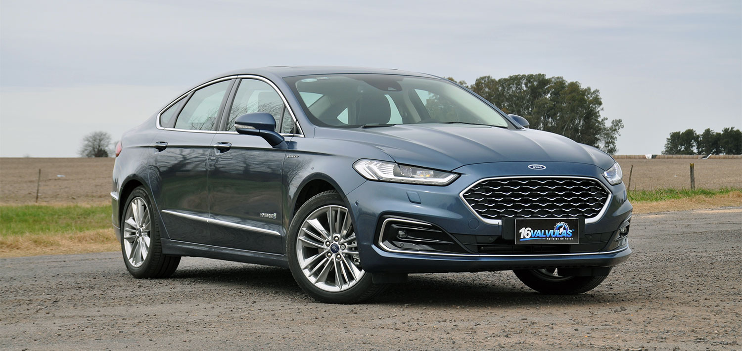 Test Drive Ford Mondeo Vignale Hybrid HEV 16 Valvulas