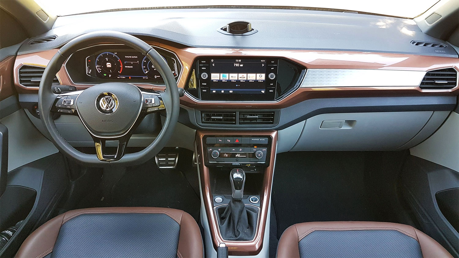 interior tcross