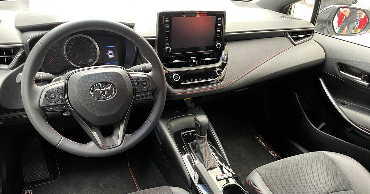 interior corolla gr