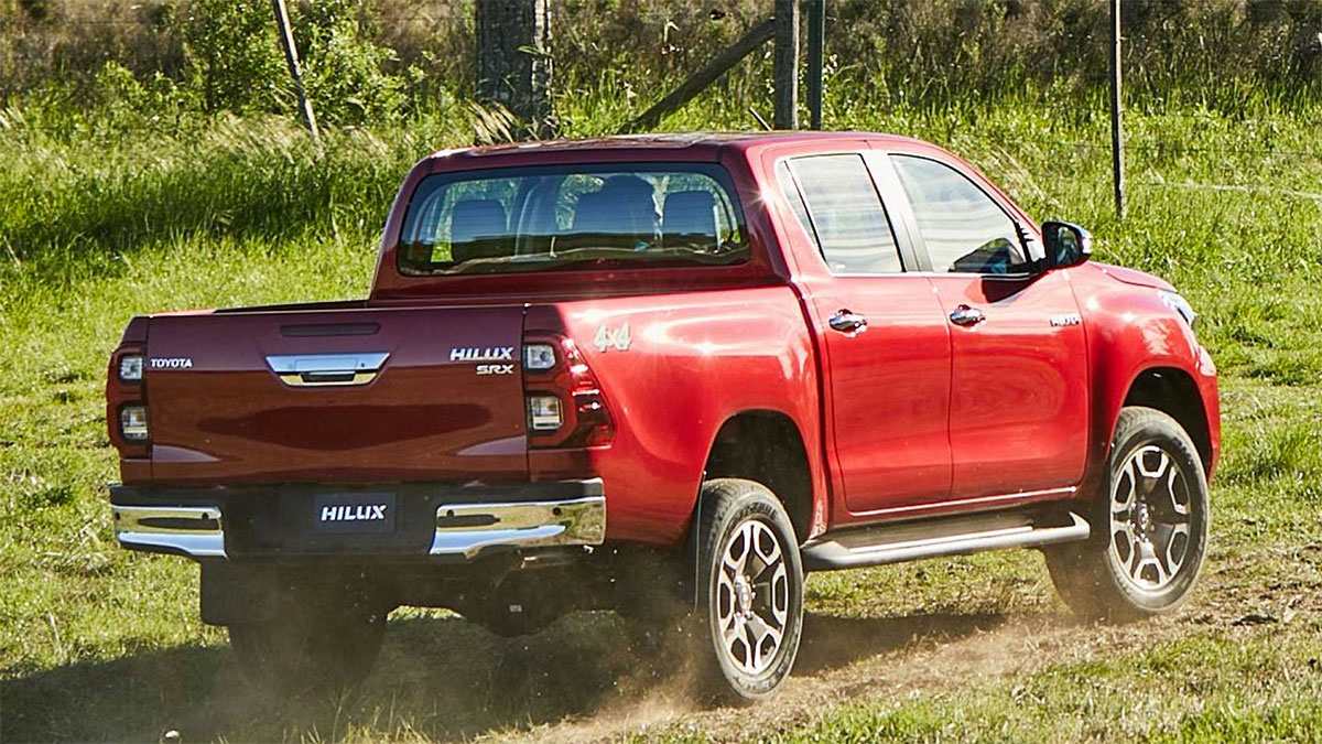 atras hilux