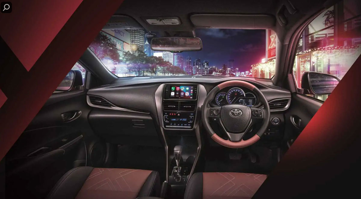 interior yaris