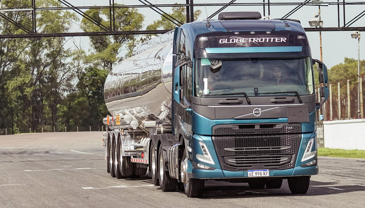 frente volvo fm