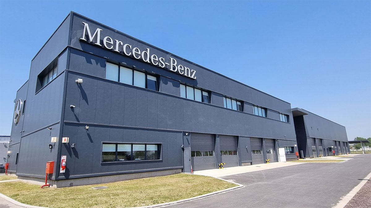 mercedes benz training center