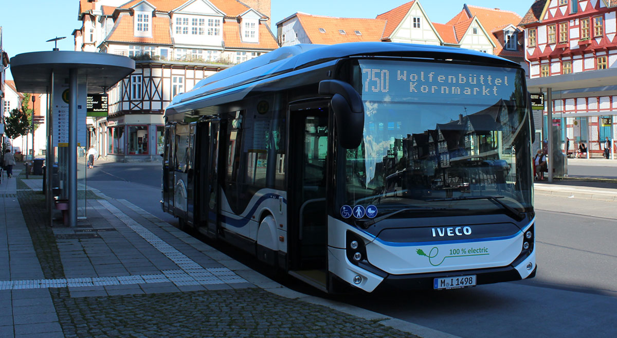 easy bus IVECO Group