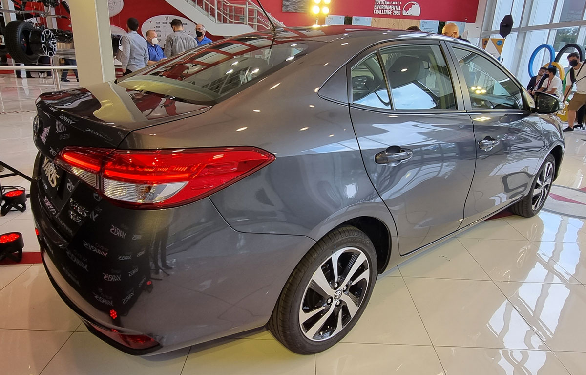 yaris sedan